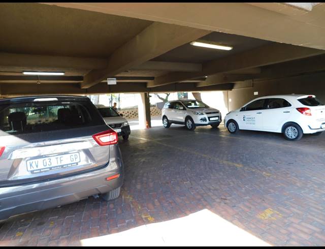 193M² OFFICE TO LET IN ROSEBANK